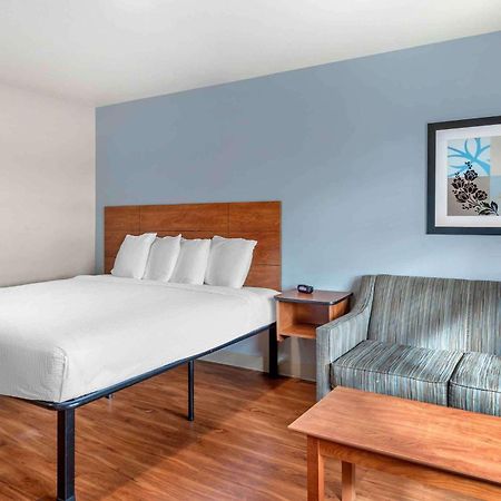 Extended Stay America Select Suites - Wichita - Airport Екстер'єр фото