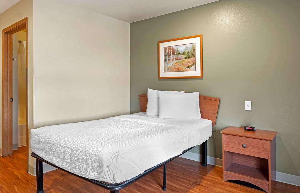 Extended Stay America Select Suites - Wichita - Airport Номер фото