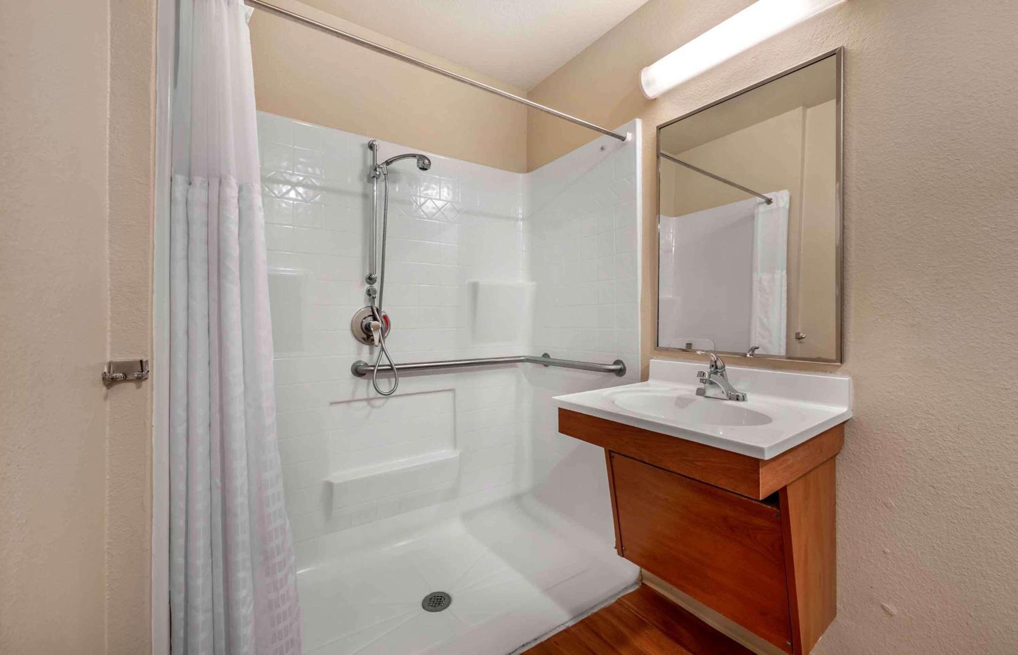 Extended Stay America Select Suites - Wichita - Airport Екстер'єр фото