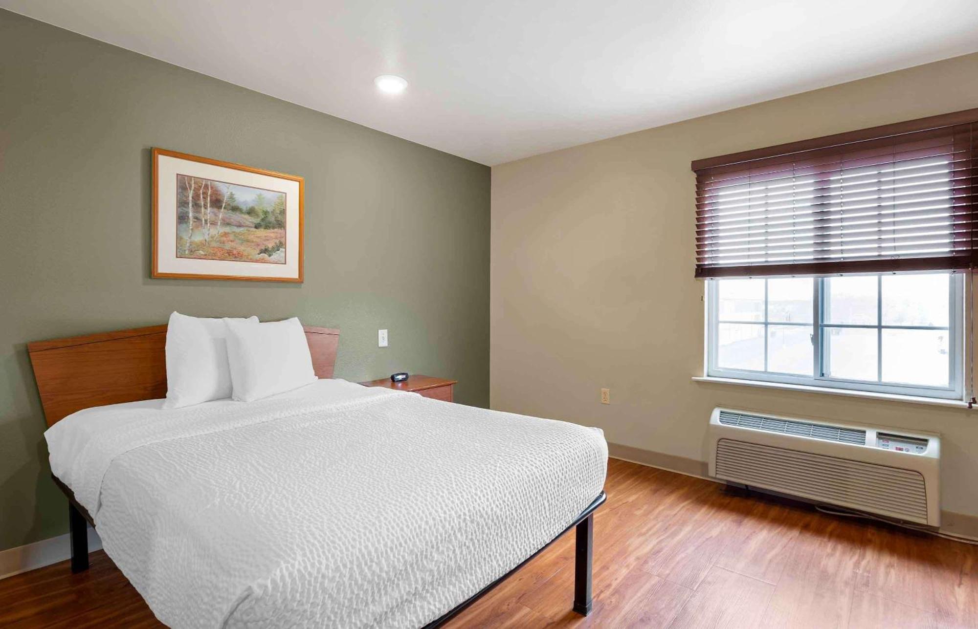 Extended Stay America Select Suites - Wichita - Airport Екстер'єр фото