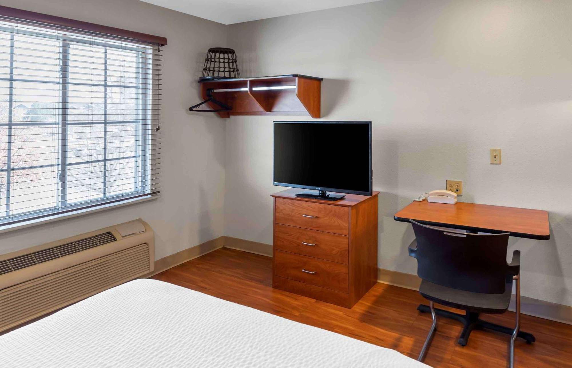 Extended Stay America Select Suites - Wichita - Airport Екстер'єр фото