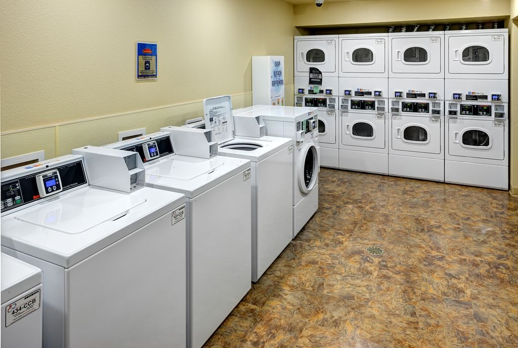 Extended Stay America Select Suites - Wichita - Airport Зручності фото